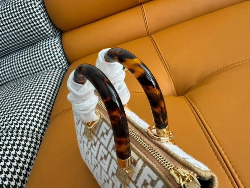 Durable Fendi Pillow Bags 72889