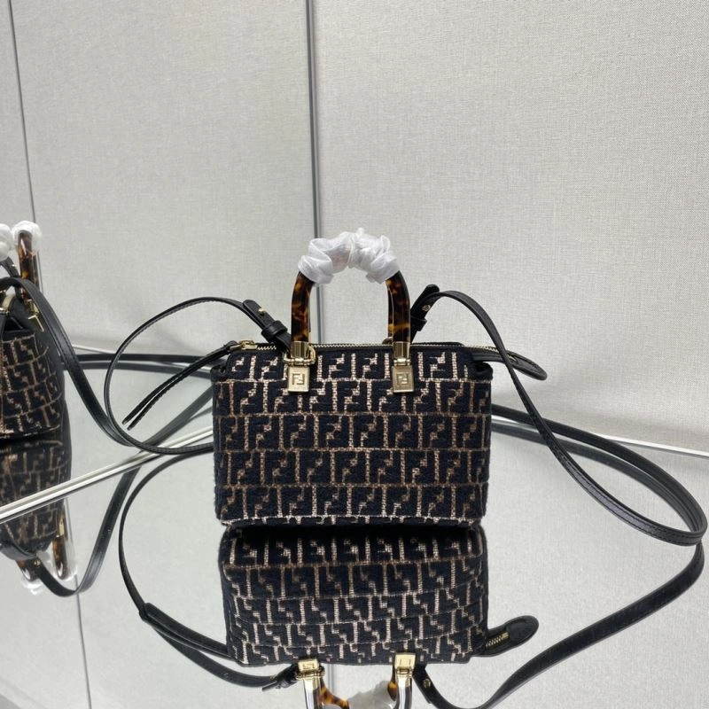 Durable Fendi Pillow Bags 72894