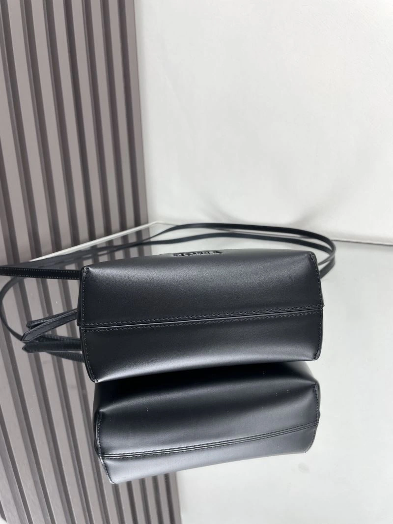 Unisex Fendi Pillow Bags 72880