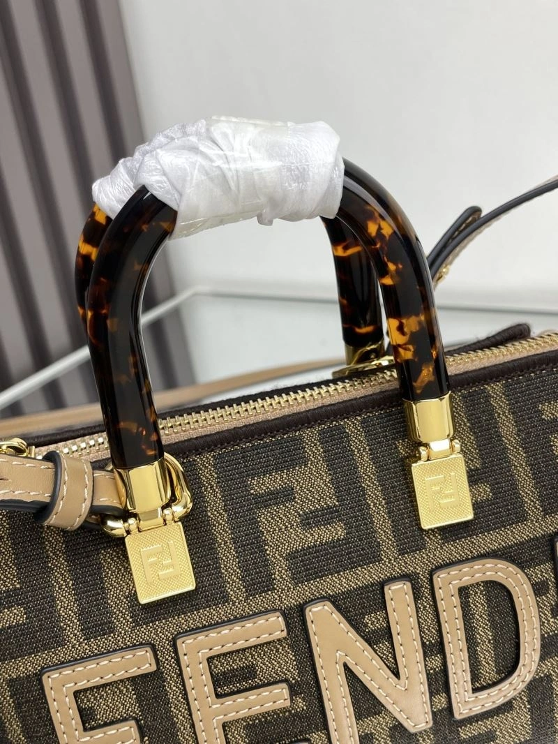 Refined Fendi Pillow Bags 72877