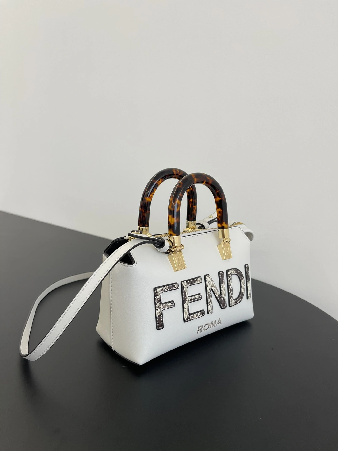 FlexibleFit Fendi Pillow Bags 69807