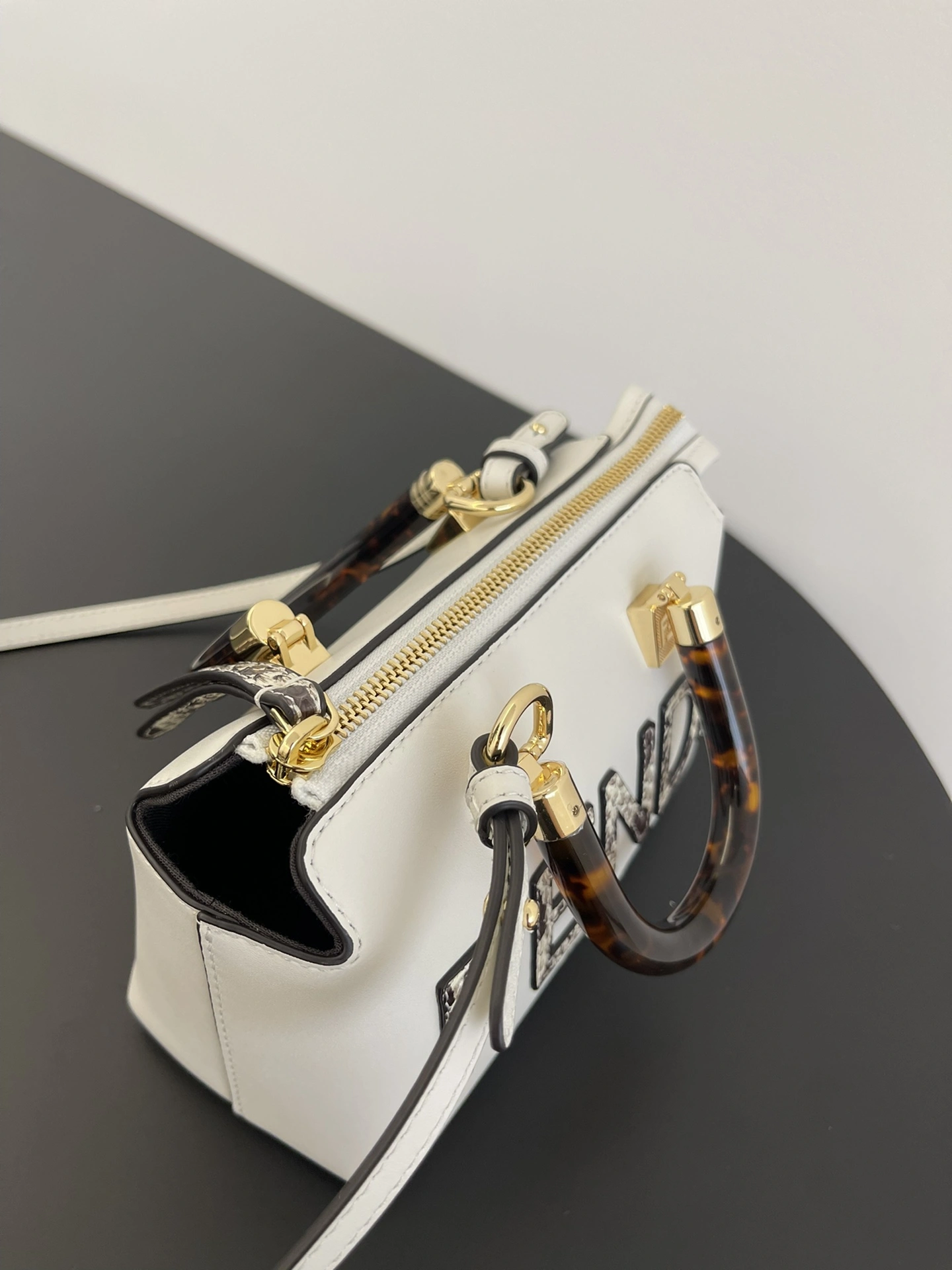 FlexibleFit Fendi Pillow Bags 69807