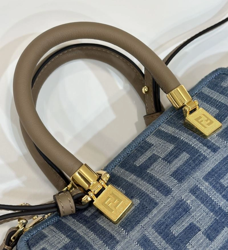 Fendi Pillow Bags Stylish 57570