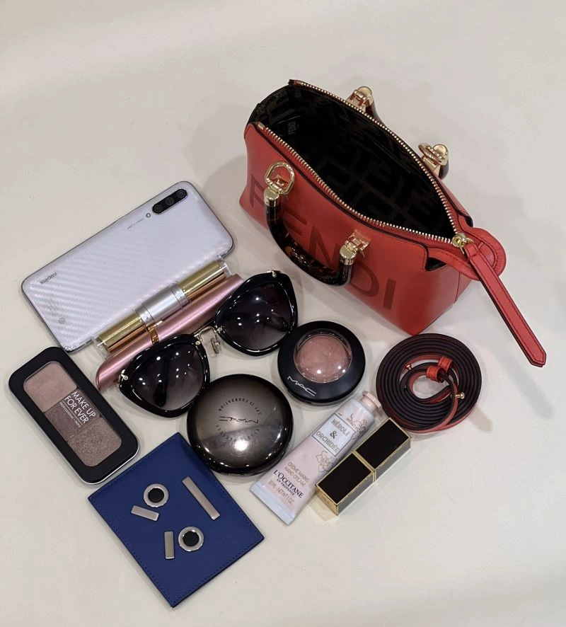 Tailored Fendi Pillow Bags 57526