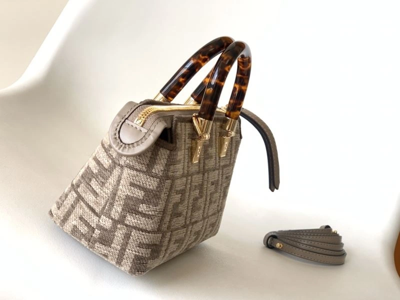 Fendi Pillow Bags Neat 57546