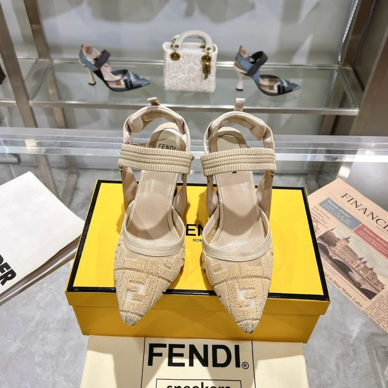 EyeCatching Fendi Sandals 23421