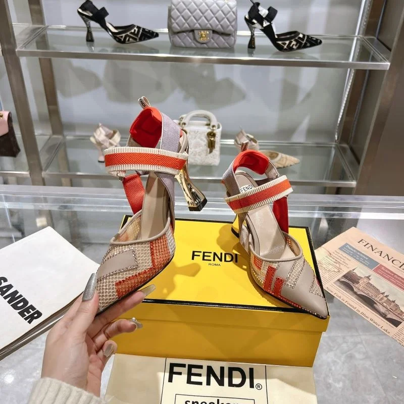 Fendi Sandals WaterResistant 23489