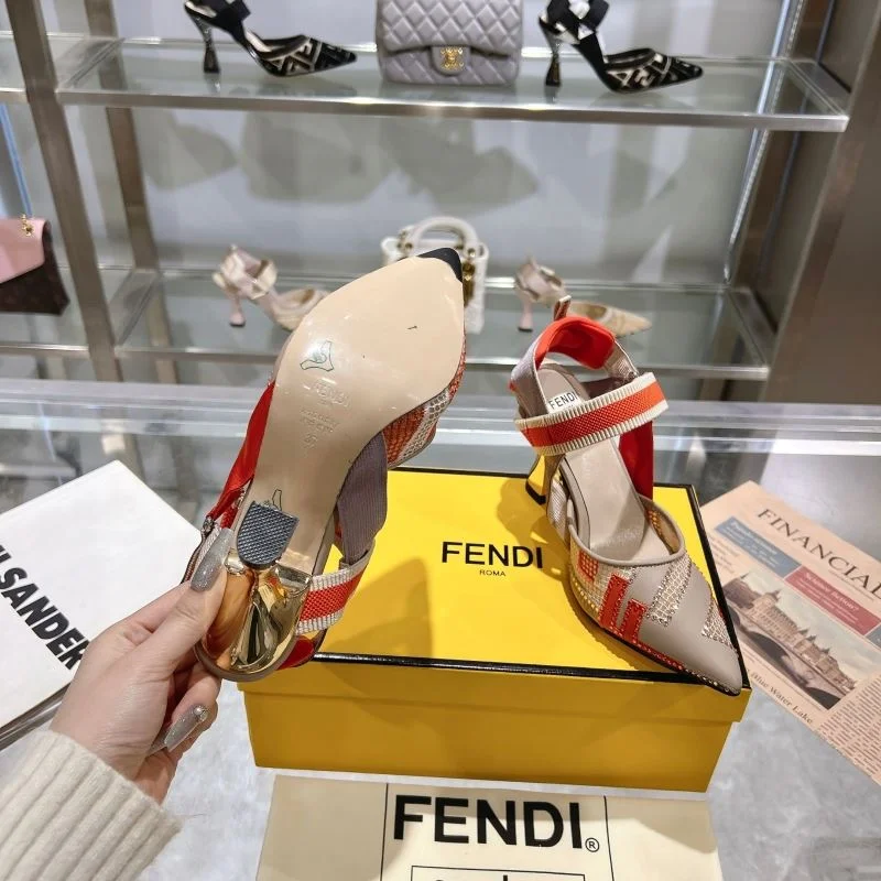 Fendi Sandals WaterResistant 23489