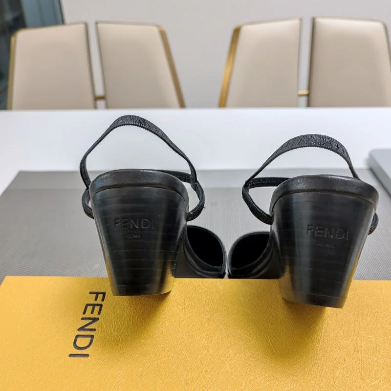 Fendi Sandals Neat 23426