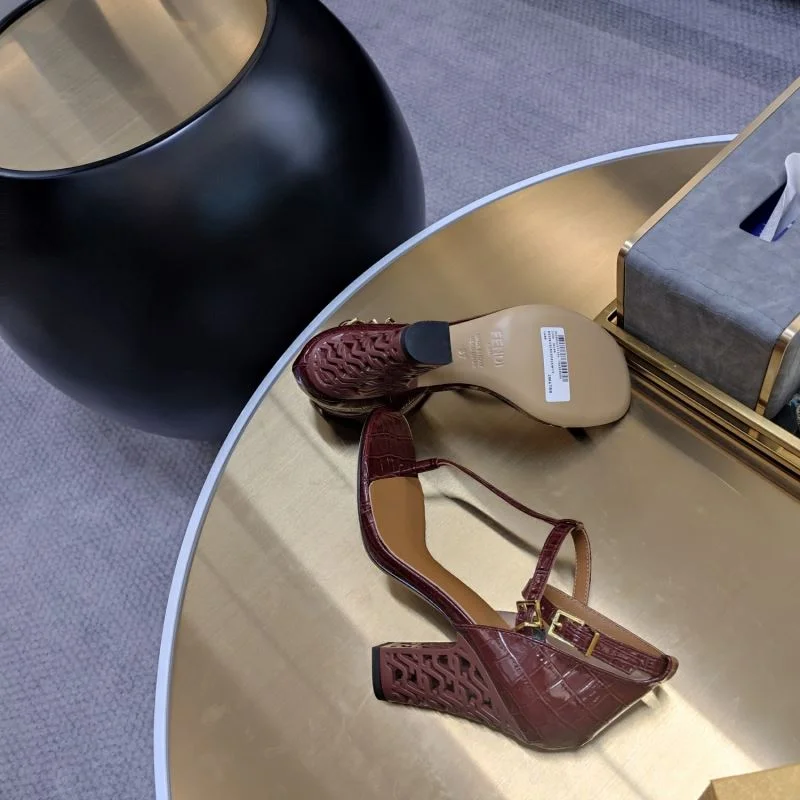 Fendi Sandals Sustainable 23416