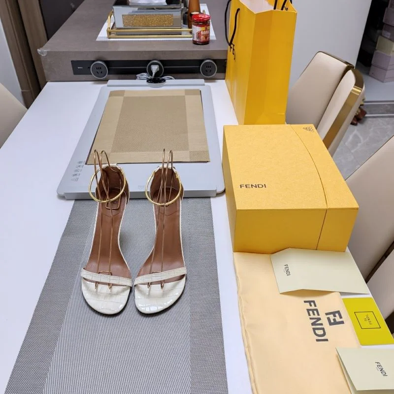 ZipUp Fendi Sandals 23407
