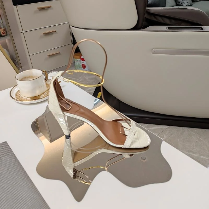 ZipUp Fendi Sandals 23407