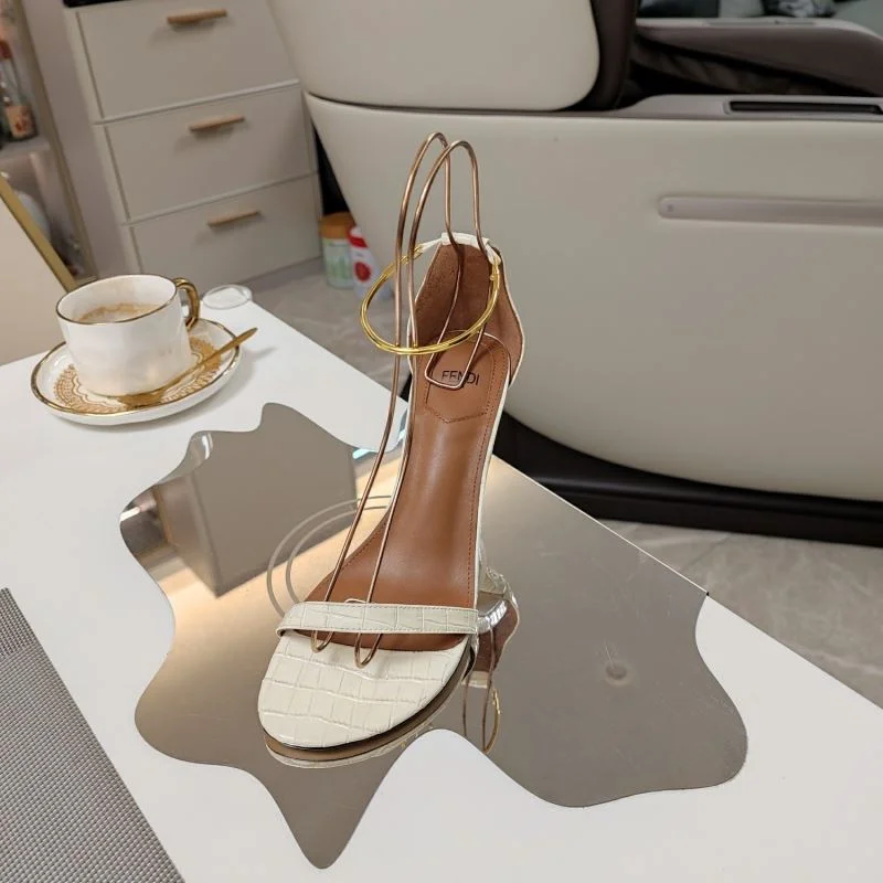 ZipUp Fendi Sandals 23407