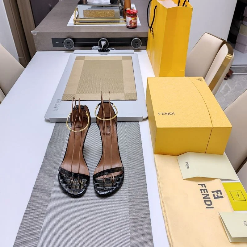 Timeless Fendi Sandals 23412