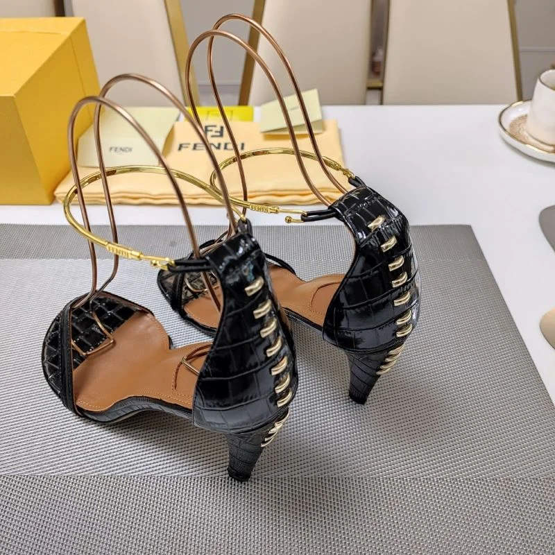 Timeless Fendi Sandals 23412