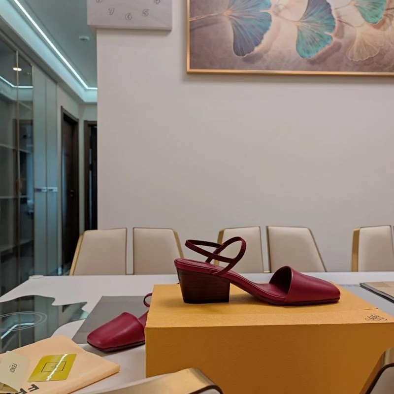 AllSeason Fendi Sandals 23415
