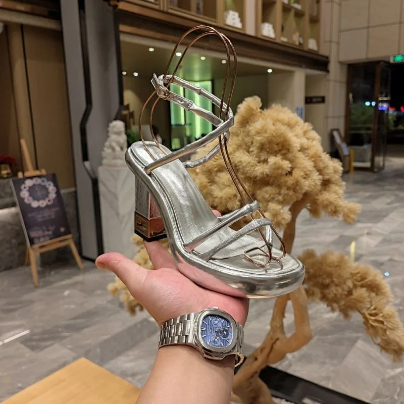 ComfortFit Fendi Sandals 23397