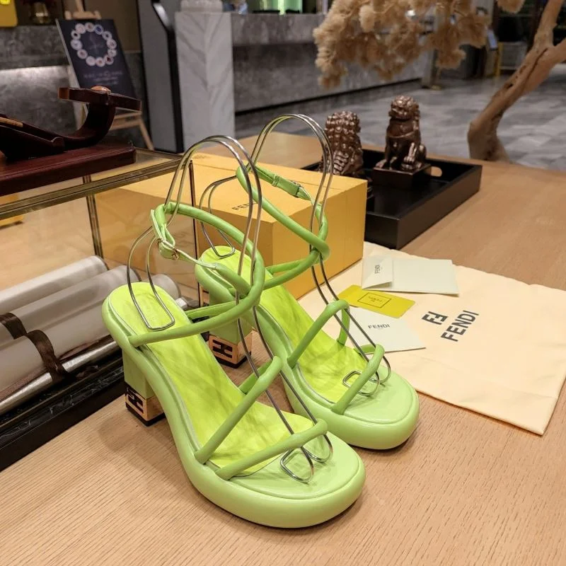 Breathable Fendi Sandals 23401