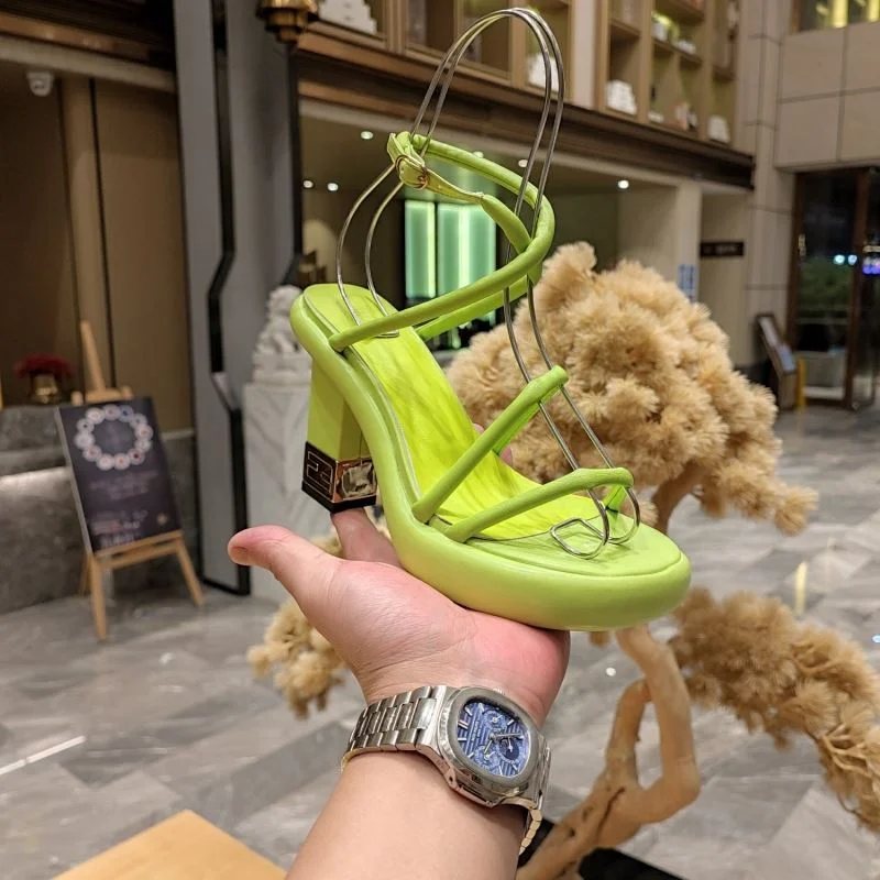 Breathable Fendi Sandals 23401