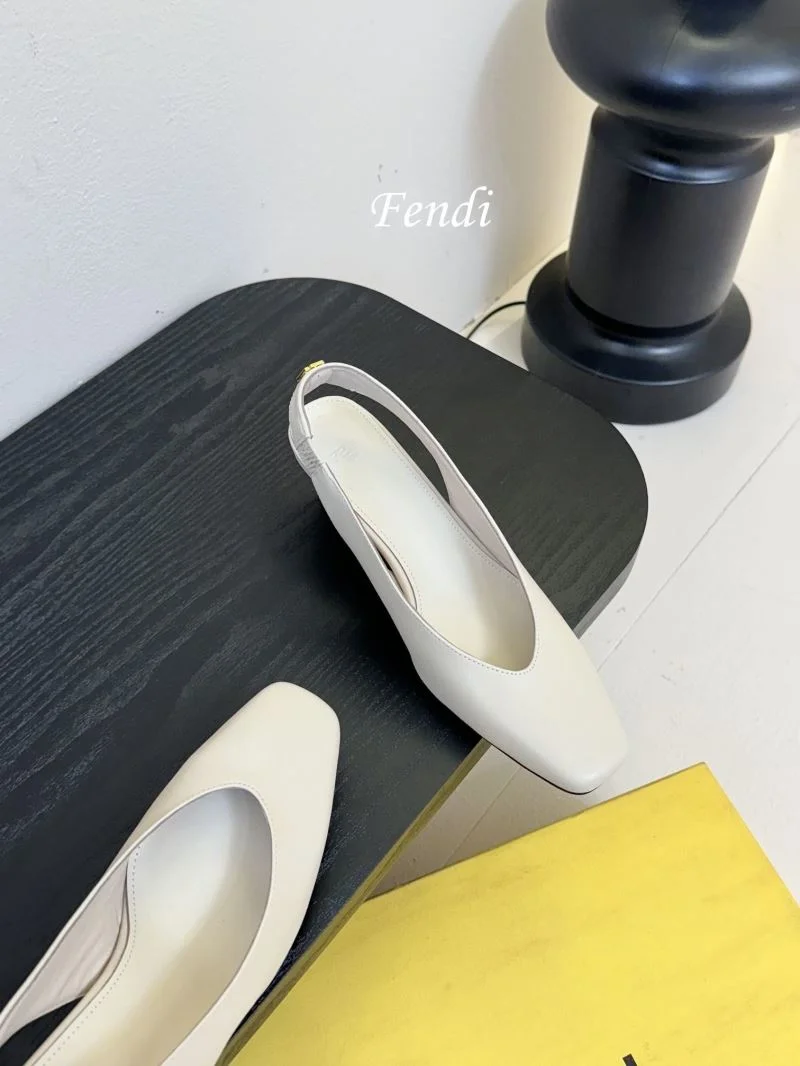 Fendi Sandals Tailored 23737