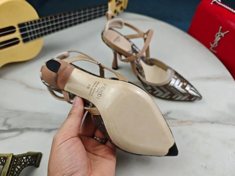 Fendi Sandals Chic 23747