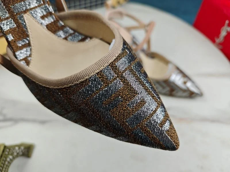 Fendi Sandals Chic 23747