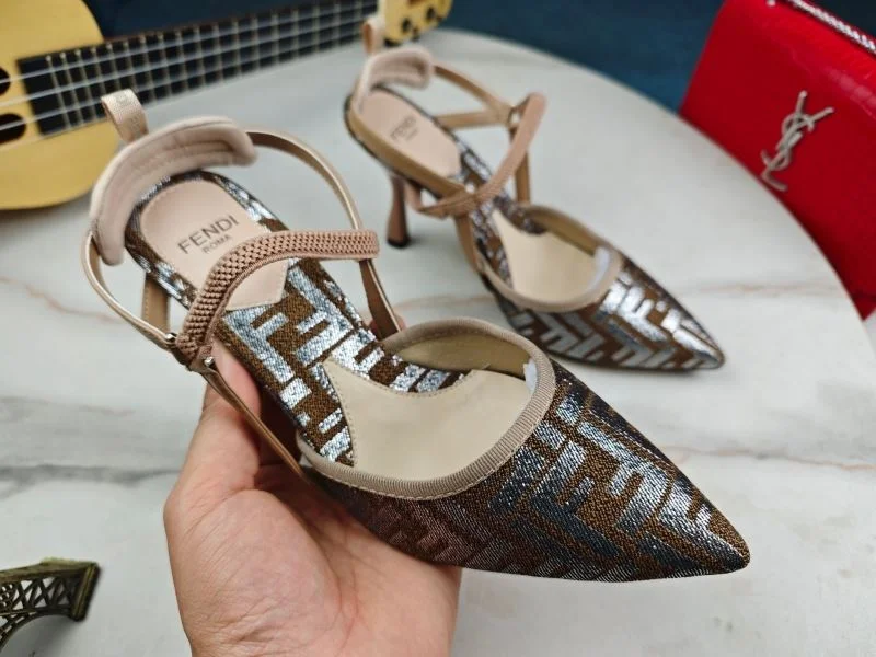 Fendi Sandals Chic 23747