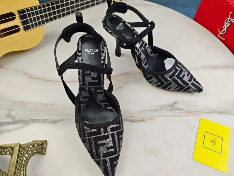 Effortless Fendi Sandals 23740