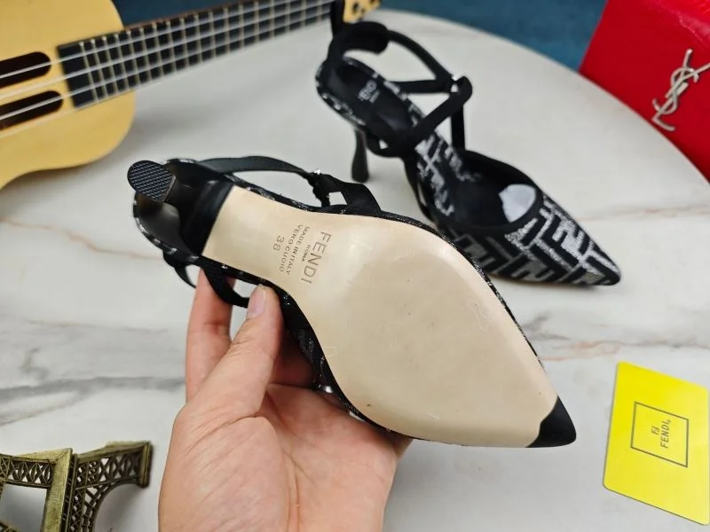 Effortless Fendi Sandals 23740