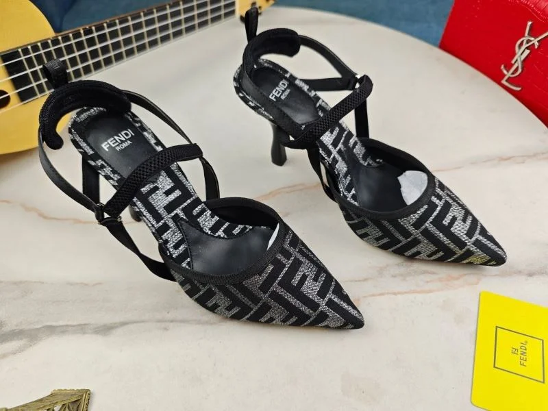 Effortless Fendi Sandals 23740