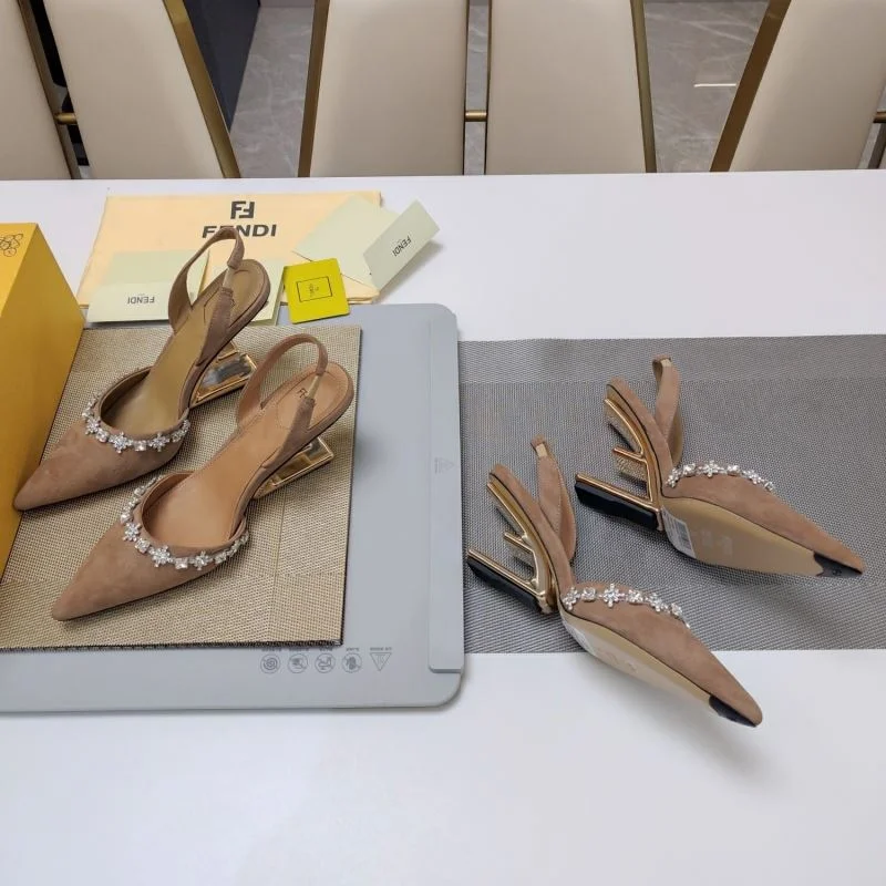 Fendi Sandals Durable 23748