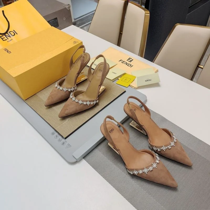 Fendi Sandals Durable 23748