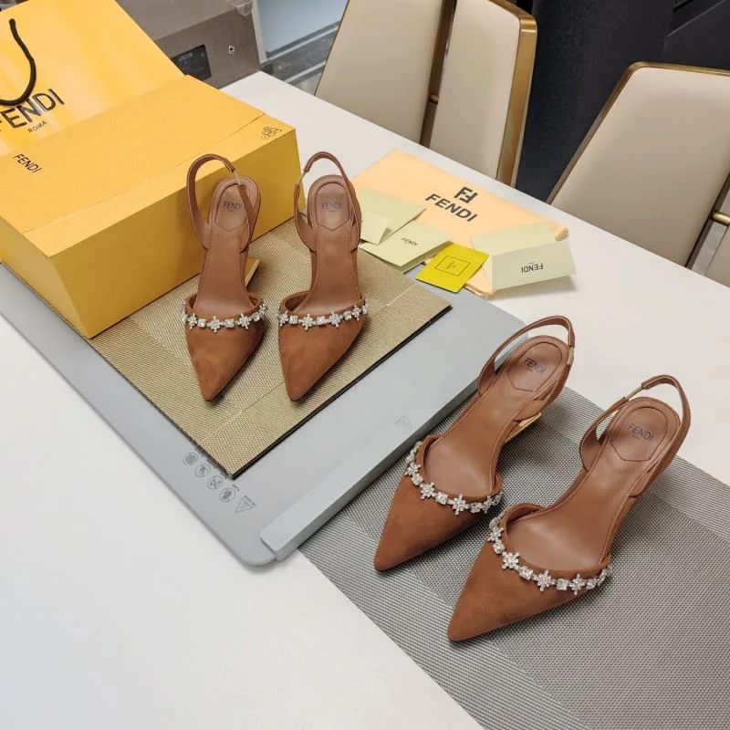 Fendi Sandals StreetReady 23732