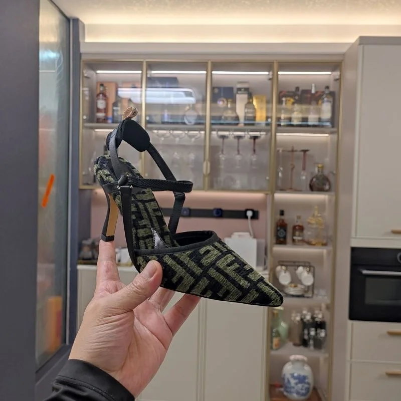 FastDry Fendi Sandals 23725