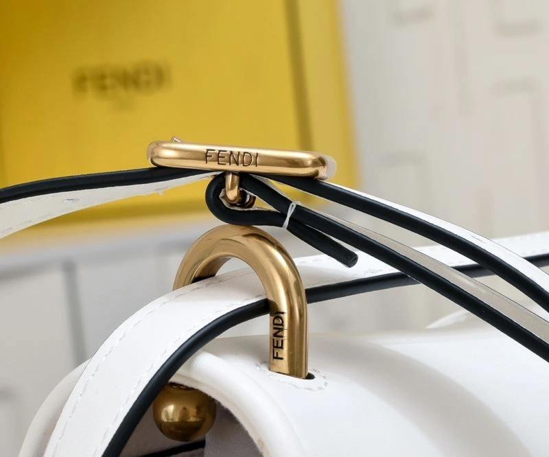 Chic Fendi Satchel Bags 85331