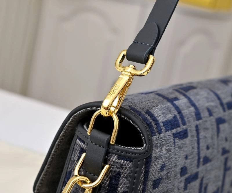 Breathable Fendi Satchel Bags 85285
