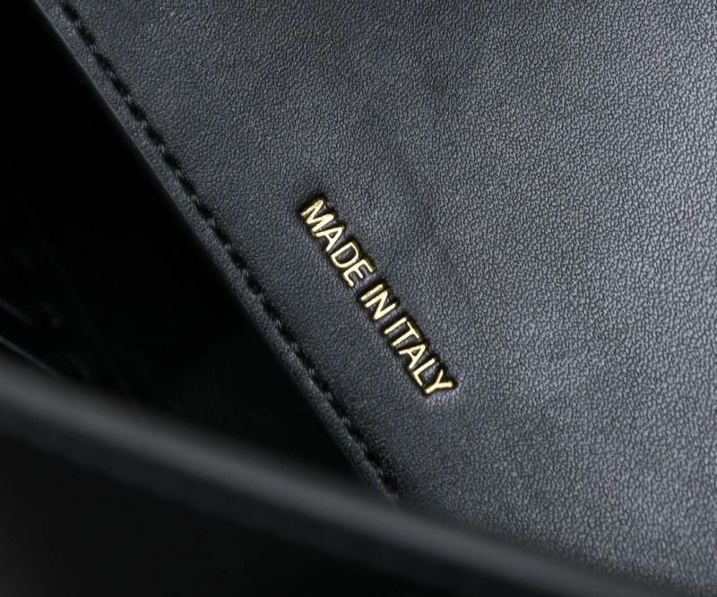 Fendi Satchel Bags UrbanChic 85247