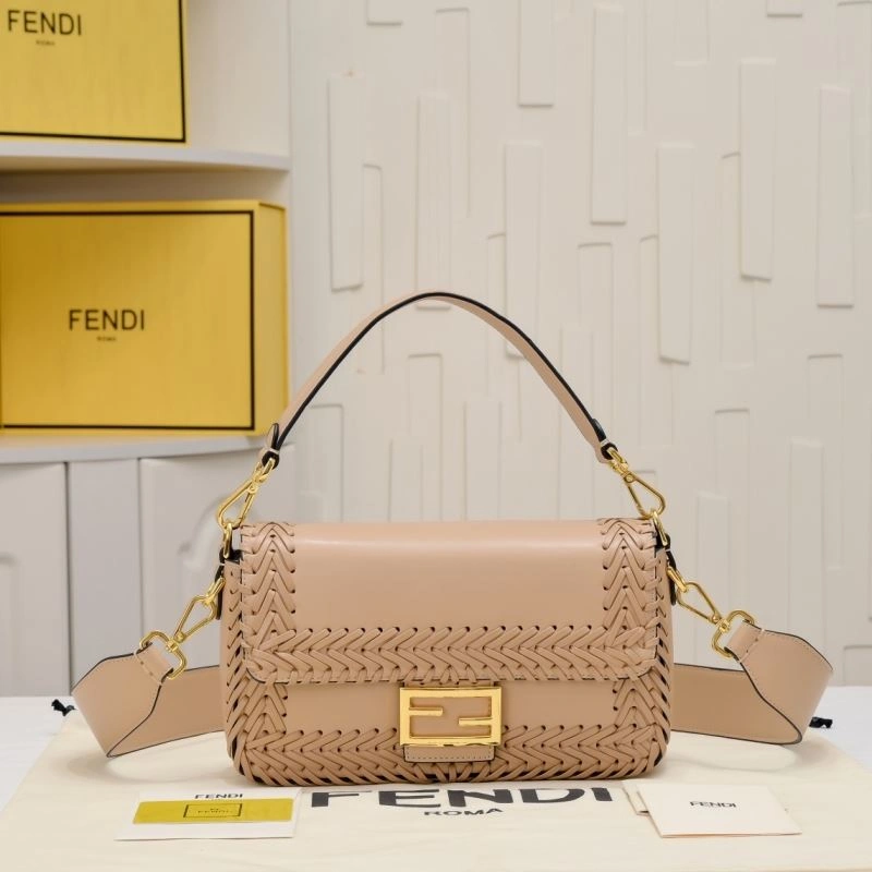 WellDesigned Fendi Satchel Bags 85243