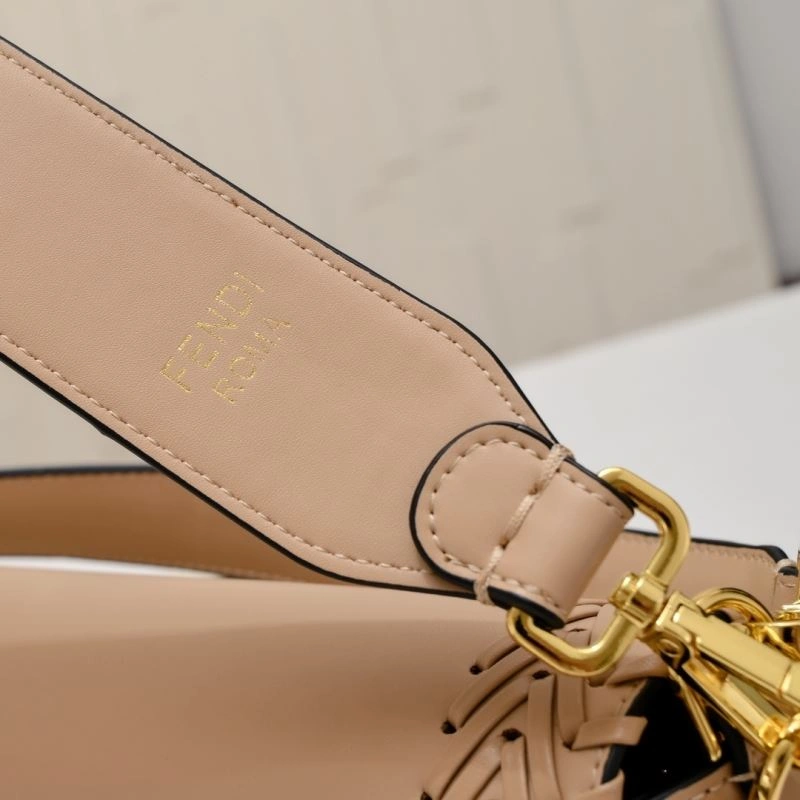 WellDesigned Fendi Satchel Bags 85243