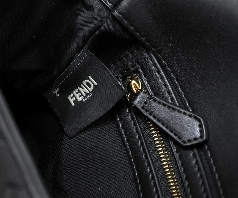 Fendi Satchel Bags Casual 85291