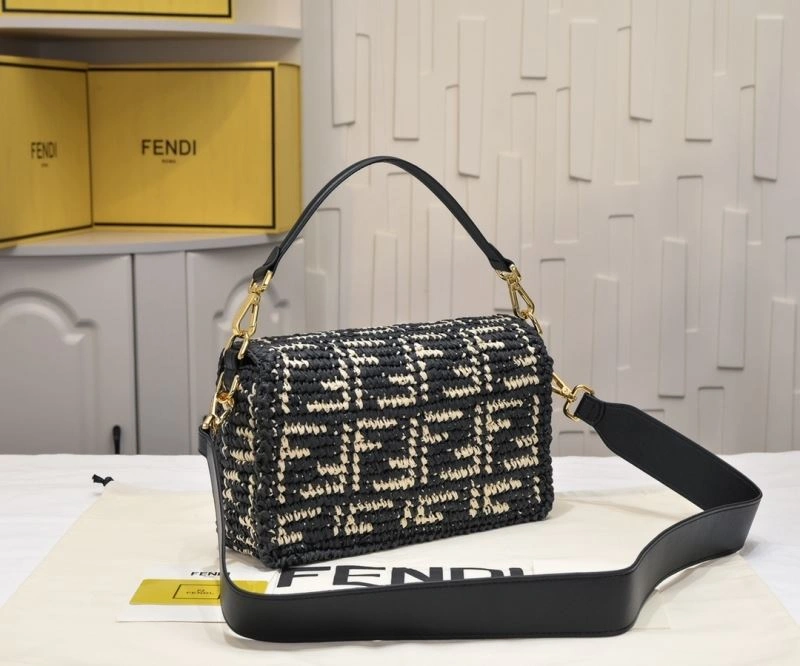 Supportive Fendi Satchel Bags 85321