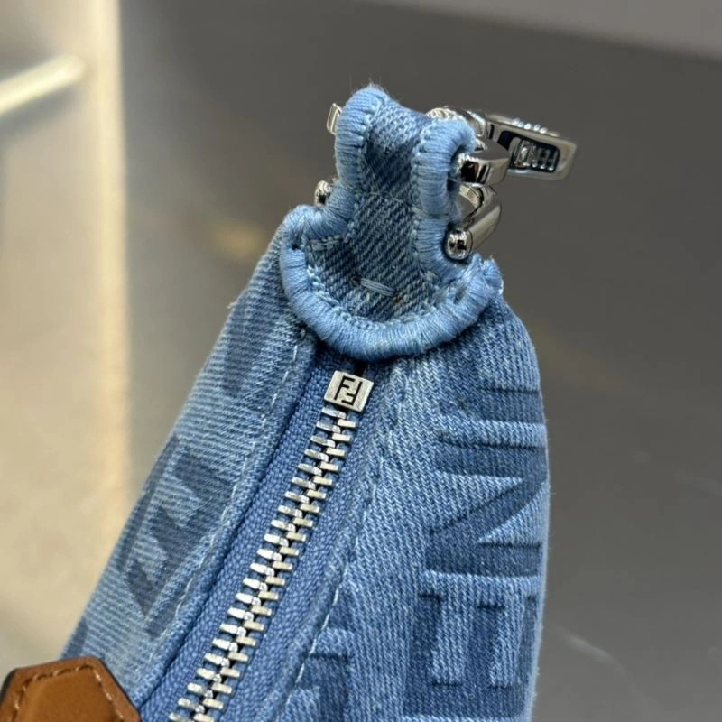 Effortless Fendi Satchel Bags 78271