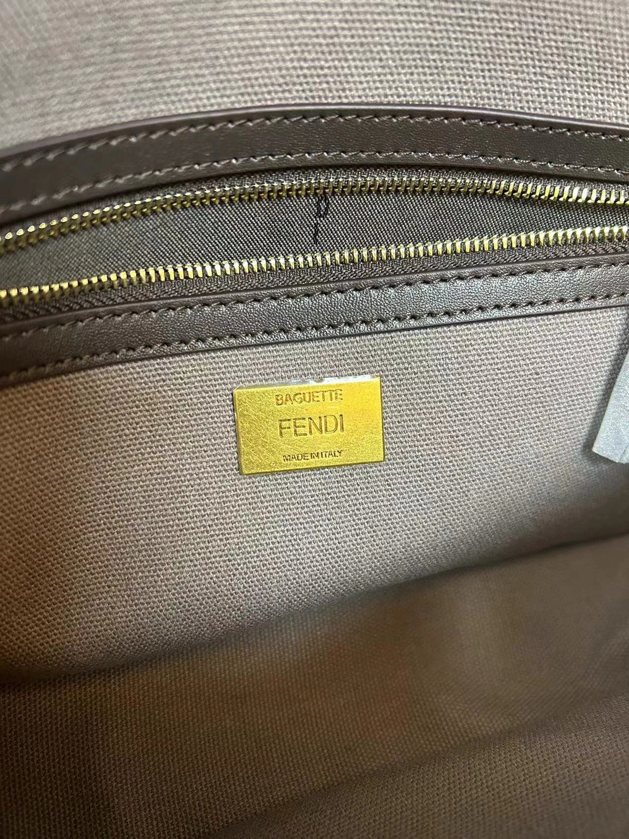 Fendi Satchel Bags Durable 76792