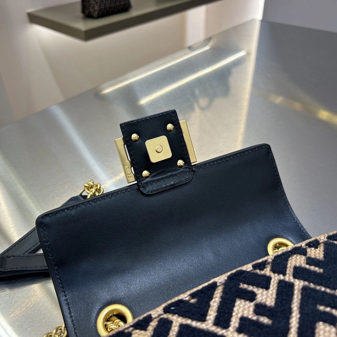 Fendi Satchel Bags Attractive 76803