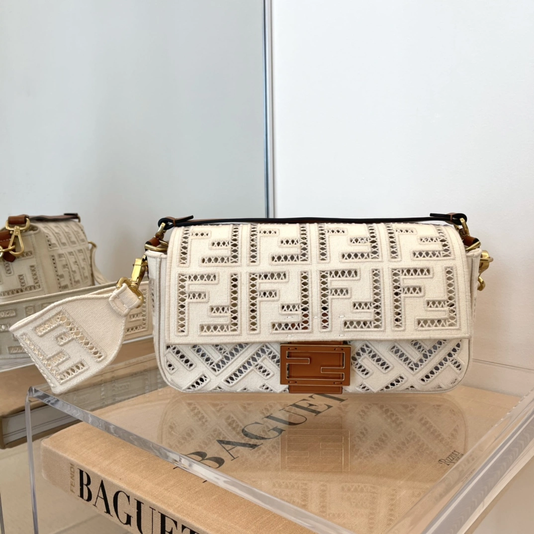 WellDesigned Fendi Satchel Bags 76796