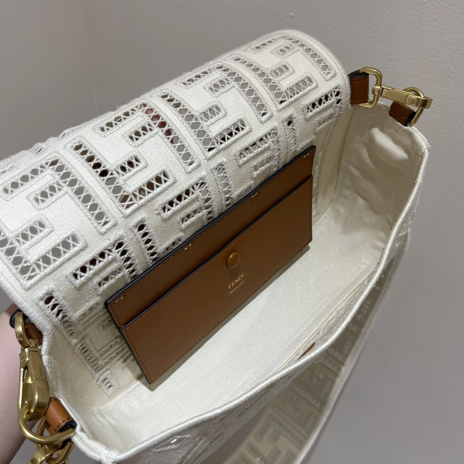 Fendi Satchel Bags FastDry 76782