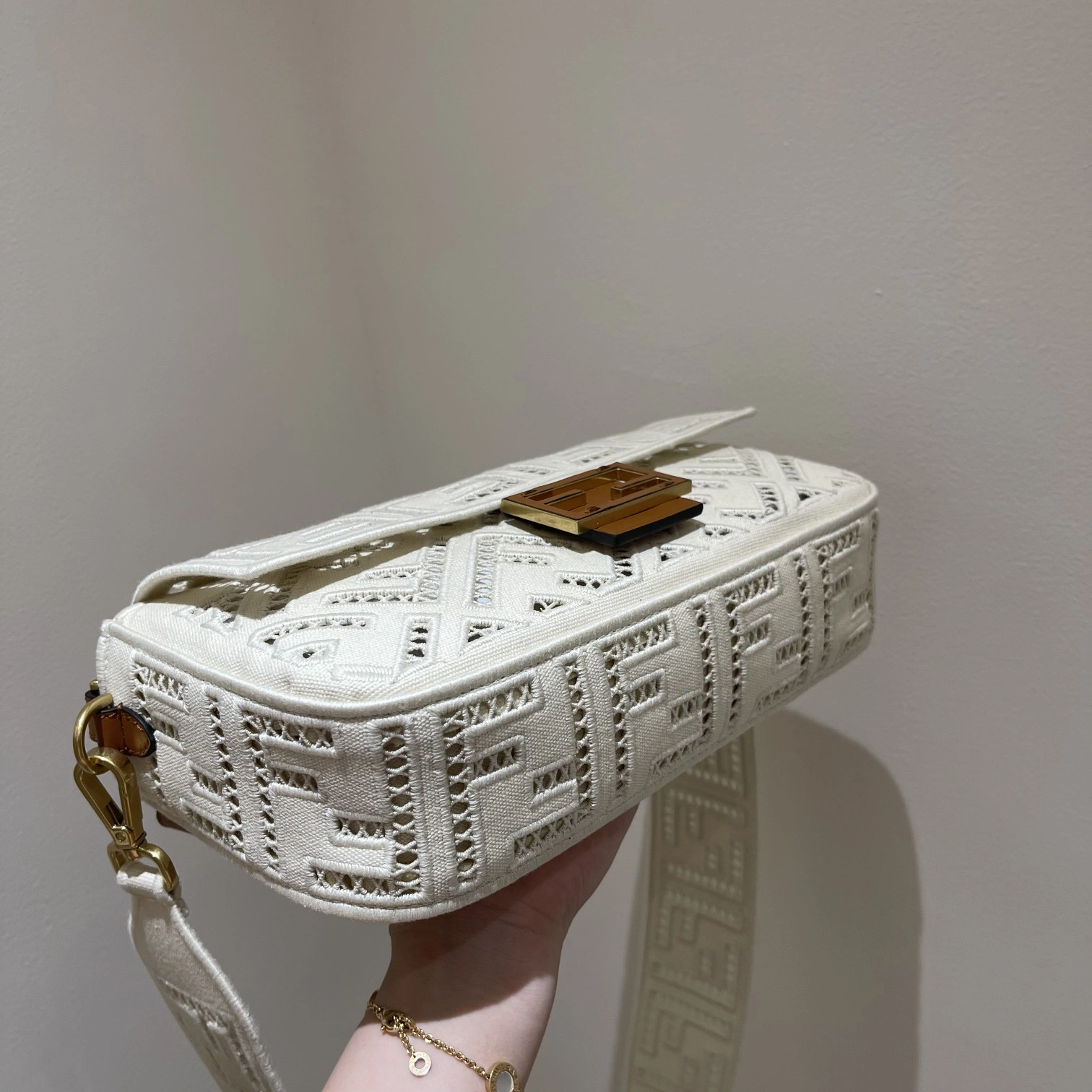 Fendi Satchel Bags FastDry 76782