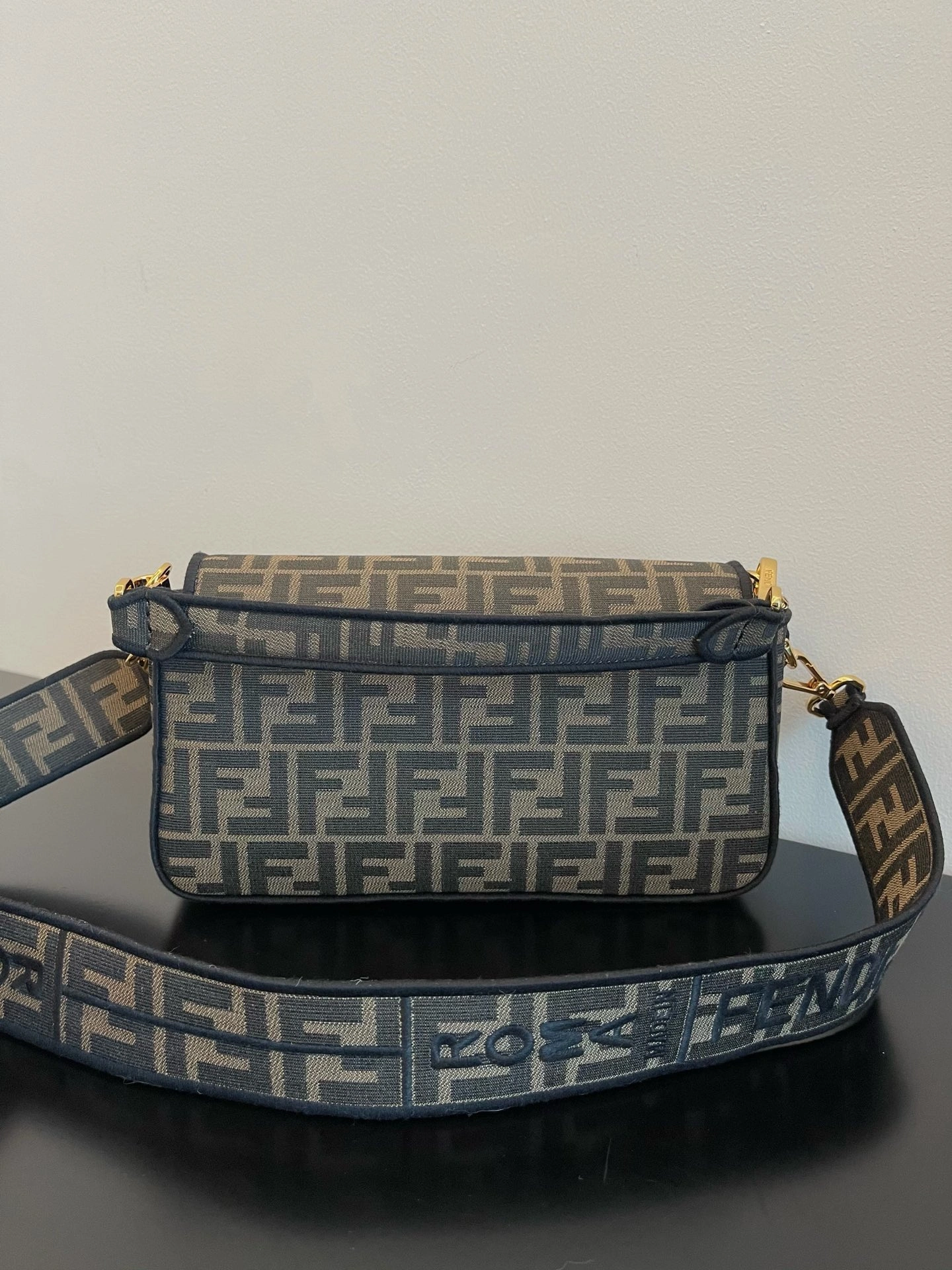 Fashionable Fendi Satchel Bags 76798