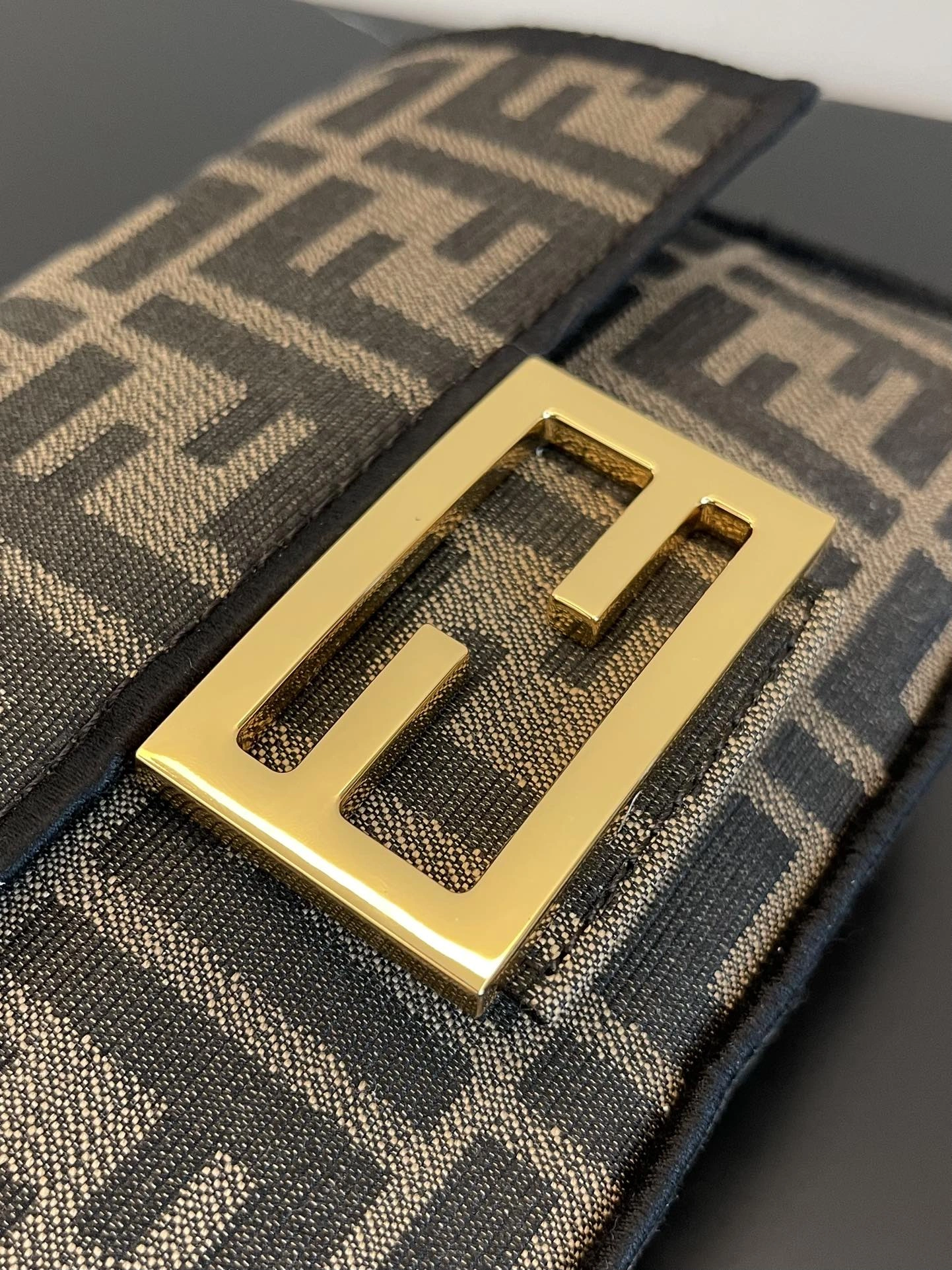 Fendi Satchel Bags Stretchable 76783