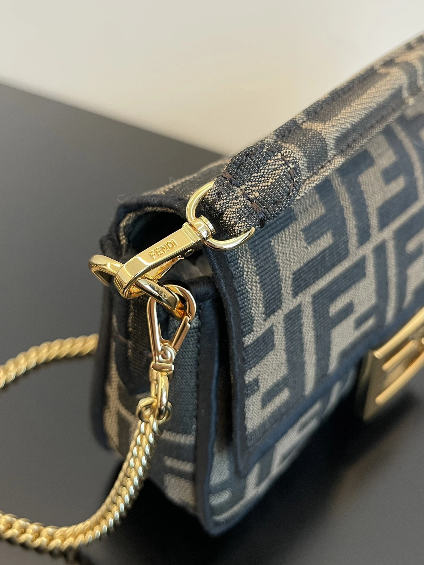 Fendi Satchel Bags Stretchable 76783